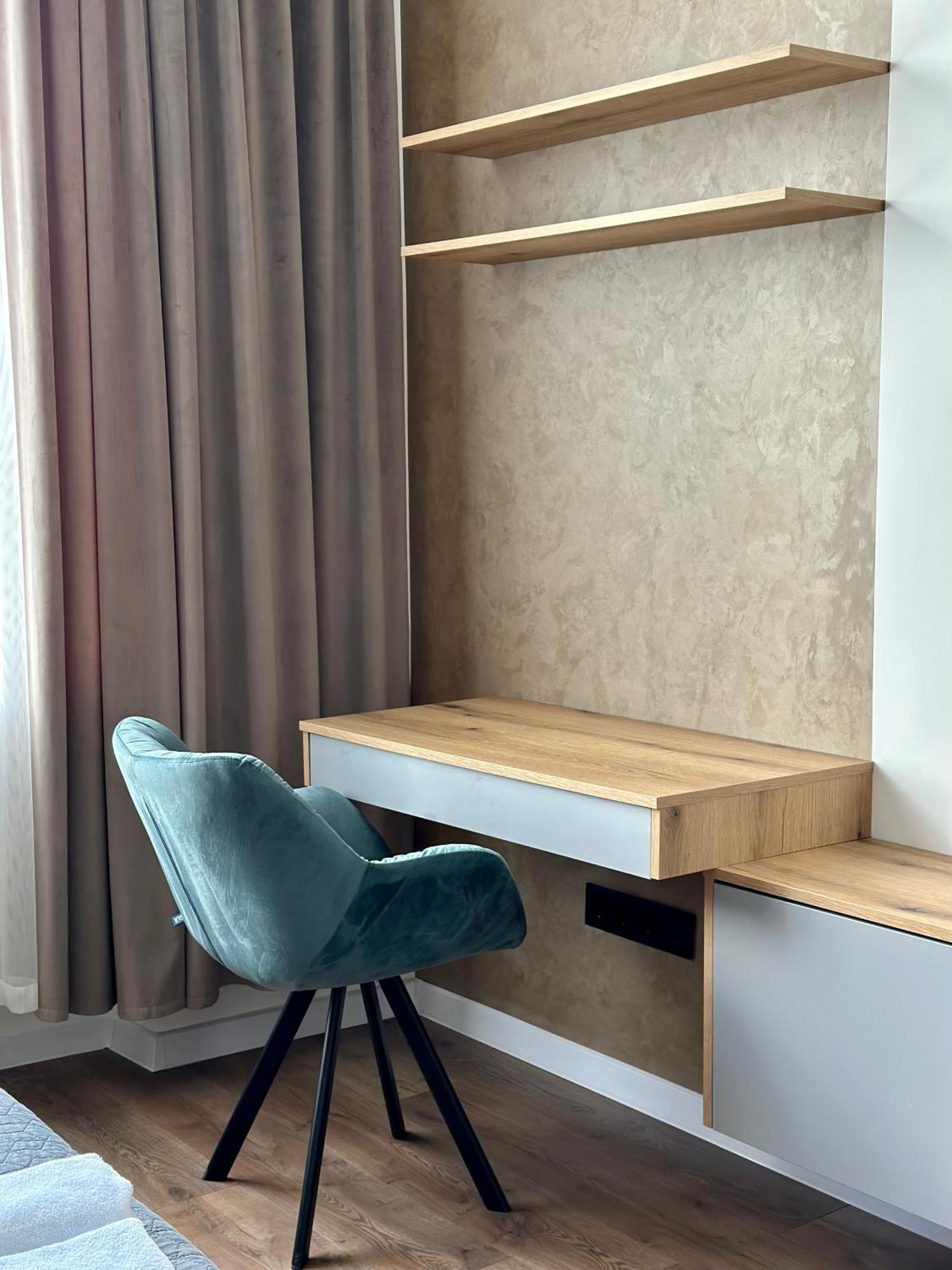 Romantic Apartments - In The Center Of Lviv , King-Size Bed Eksteriør billede